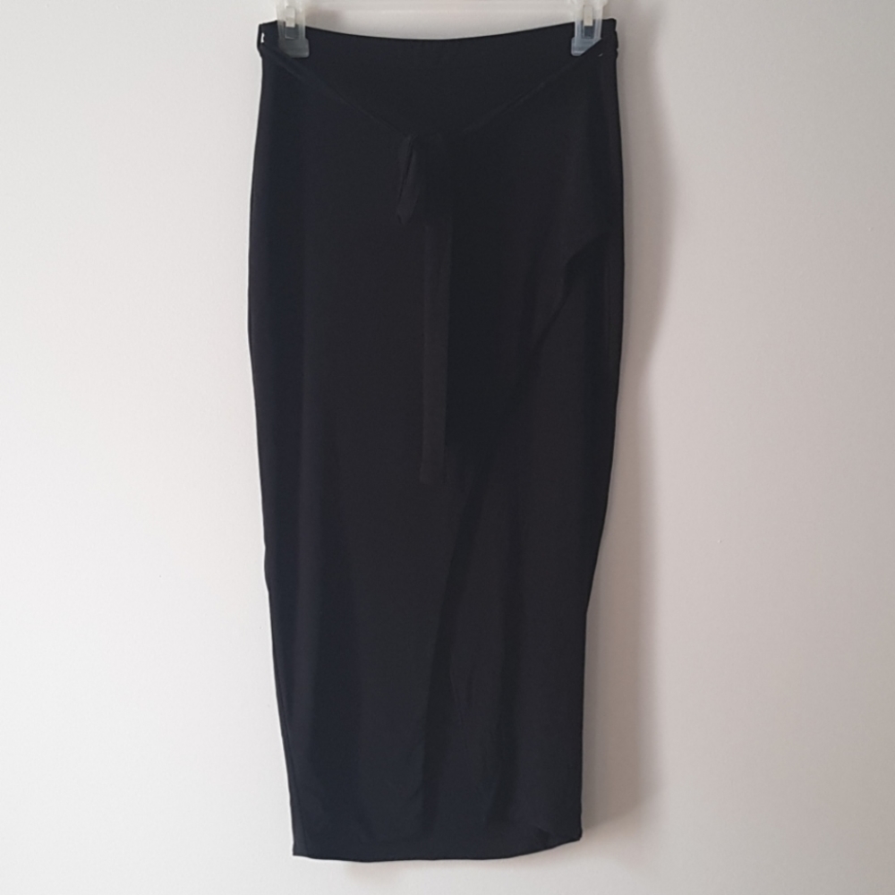 Black Skirt w/ Front Slit - Size Small